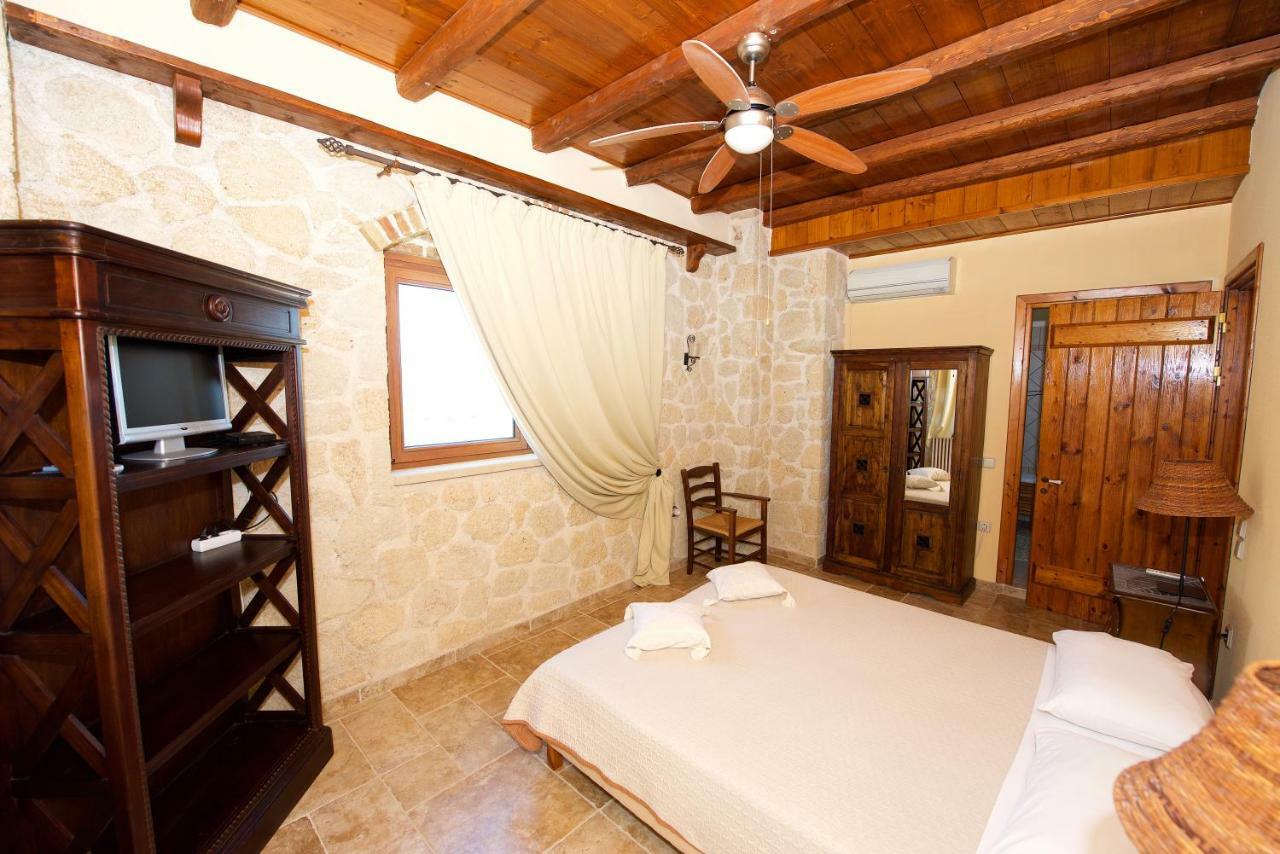 Villa Petrino Halikounas エクステリア 写真